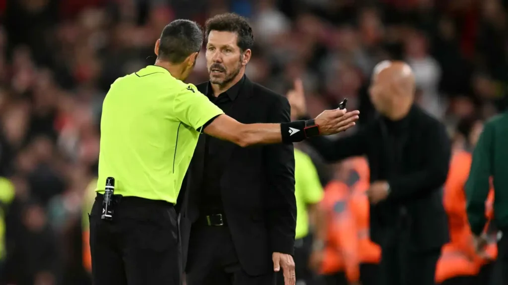 فيفا العرب |اليويفا يفتح تحقيقاً رسمياً ضد “دييغو سيميوني” عقب أحداث مباراة أتلتيكو وليفربول