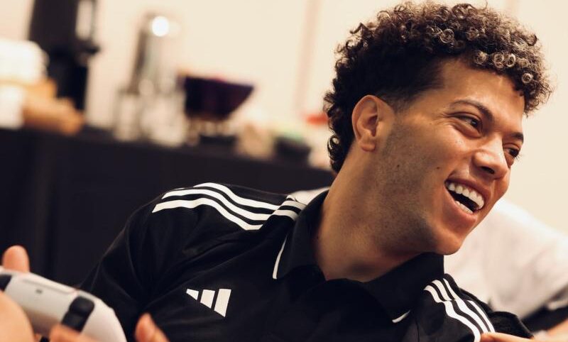 فيفا العرب |تطورات جيدة لحالة إمام عاشور وموعد محتمل لعودته للتدريبات الجماعية مع الأهلي