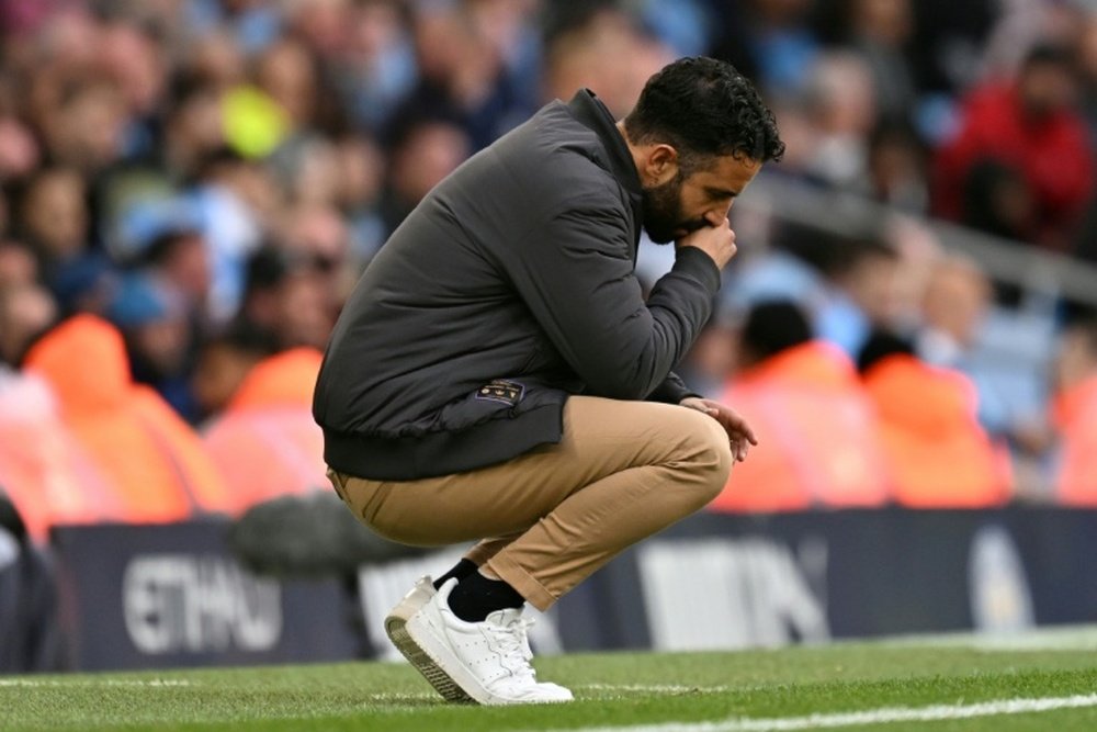 فيفا العرب |مانشستر يونايتد يضع يوناي إيمري كخيار رئيسي لخلافة روبن أموريم 