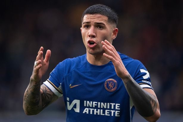 فيفا العرب |تشيلسي يُحدد سعرًا خياليًا لبيع “إينزو فيرنانديز” وسط اهتمام ريال مدريد