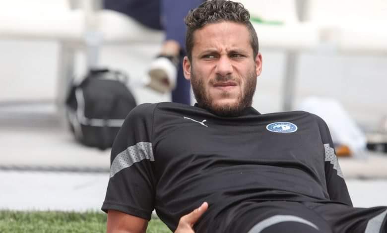 فيفا العرب |المدير الرياضي لبيراميدز يكشف حقيقة مفاوضات الزمالك لضم رمضان صبحي