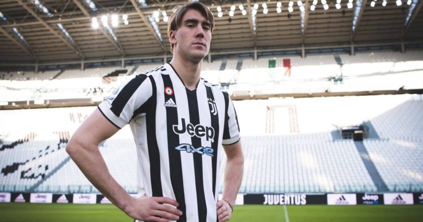 فيفا العرب |برشلونة وأتلتيكو مدريد يدخلان في حرب لضم فلاهوفيتش من يوفنتوس