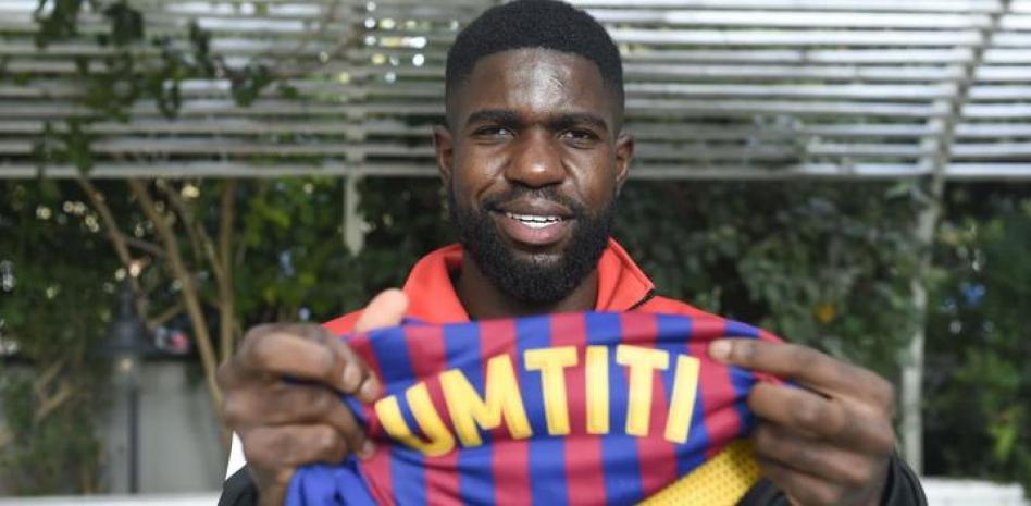 فيفا العرب |صامويل أومتيتي يكشف التفاصيل المأساوية التي أنهت مسيرته الذهبية مع برشلونة