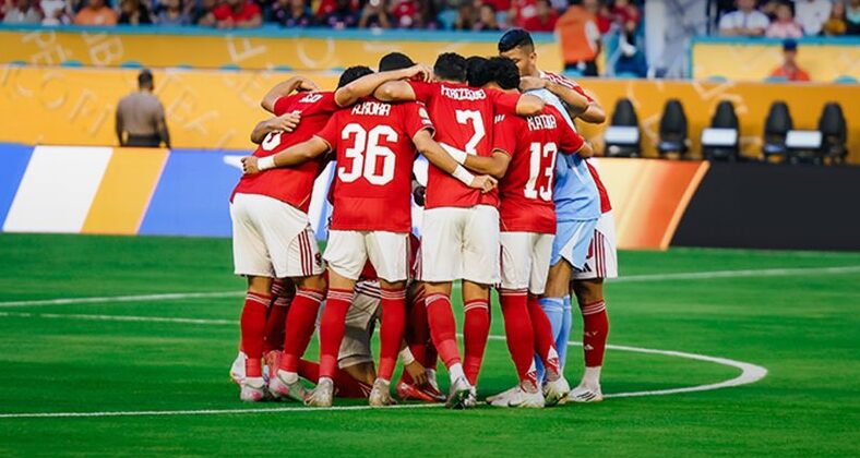 فيفا العرب |شوبير يحذر من أزمة بين الأهلي ومنتخب مصر بسبب “الإجازات المتضاربة”