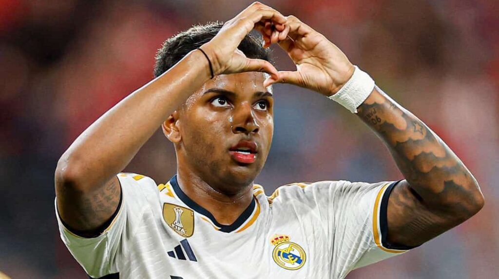 فيفا العرب |رغم إغراءات تشيلسي وتحديات ألونسو.. رودريجو يحسم الجدل ويُعلن ولائه لـ ريال مدريد