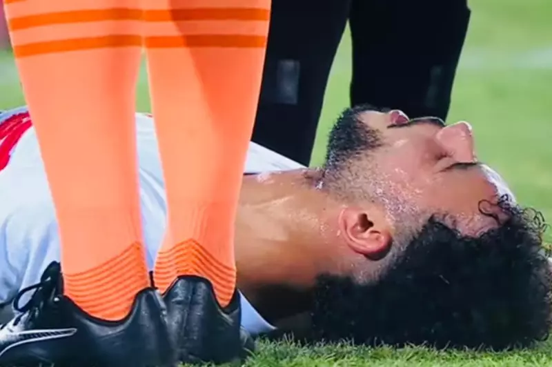 فيفا العرب |تفاصيل نقل “دونجا” بالإسعاف للمستشفى بعد ليلة الفوز على زيسكو