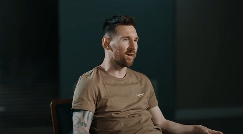 فيفا العرب |ميسي يتلقى “تحفة نادرة” من نجل أغنى رجل في آسيا خلال جولته بالهند