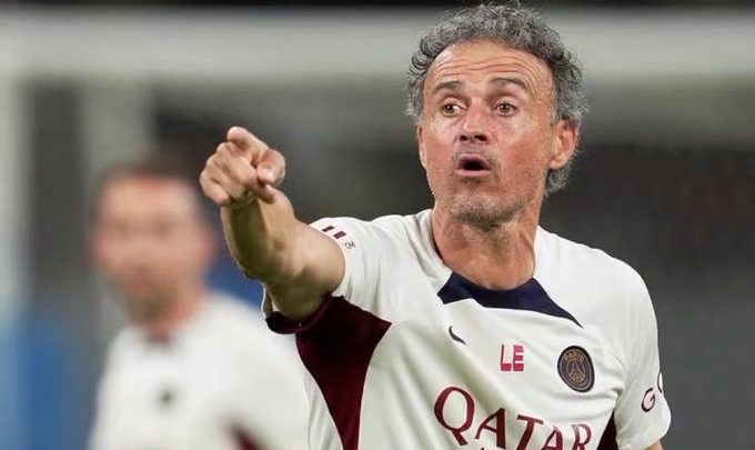 فيفا العرب |رسمياً.. لويس إنريكي يتوج بجائزة أفضل مدرب في العالم