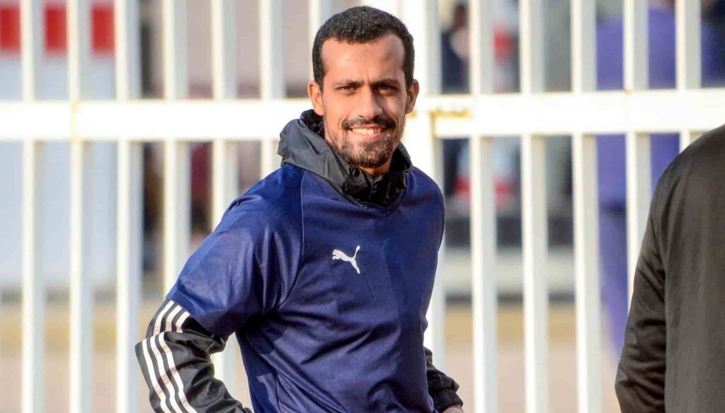 فيفا العرب |باعوا سياراتهم لشراء المياه”.. روقا يزيح الستار عن “الجحيم الخفي” داخل الزمالك