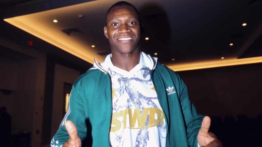 فيفا العرب |إغراءات الخليج تهدد ببقاء “أليو ديانج” وبديل فلسطيني يلوح في الأفق