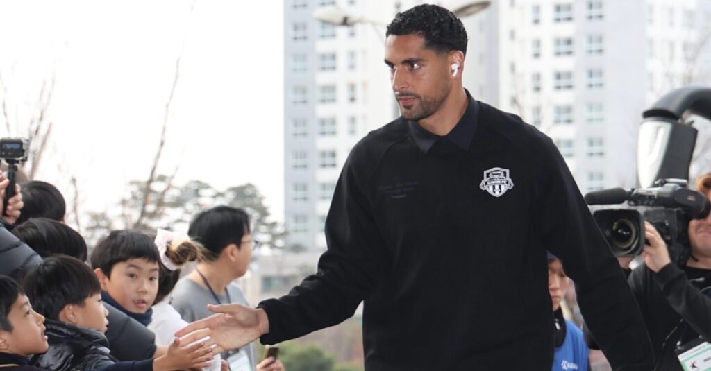 فيفا العرب |إنضباط أم هواية؟ أمر غريب يثير قلق الأهلي بشأن التعاقد مع “بابلو صباغ”