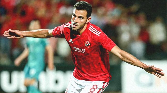 فيفا العرب |بيراميدز يخطط لضم حمدي فتحي واستعادة محرك الوسط للدوري المصري