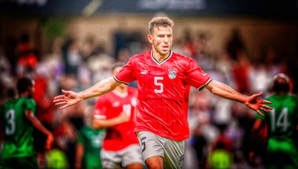 فيفا العرب |بيراميدز يغري حمدي فتحي بـ 100 مليون سنوياً ويستغل انسحاب الأهلي