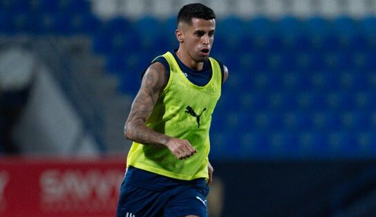 فيفا العرب |انهيار مفاوضات عودة “كانسيلو” إلى برشلونة والإنتر يقترب من حسم الصفقة