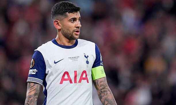 فيفا العرب |برشلونة يخطط لخطف صخرة توتنهام “كريستيان روميرو” وسط صراع إسباني