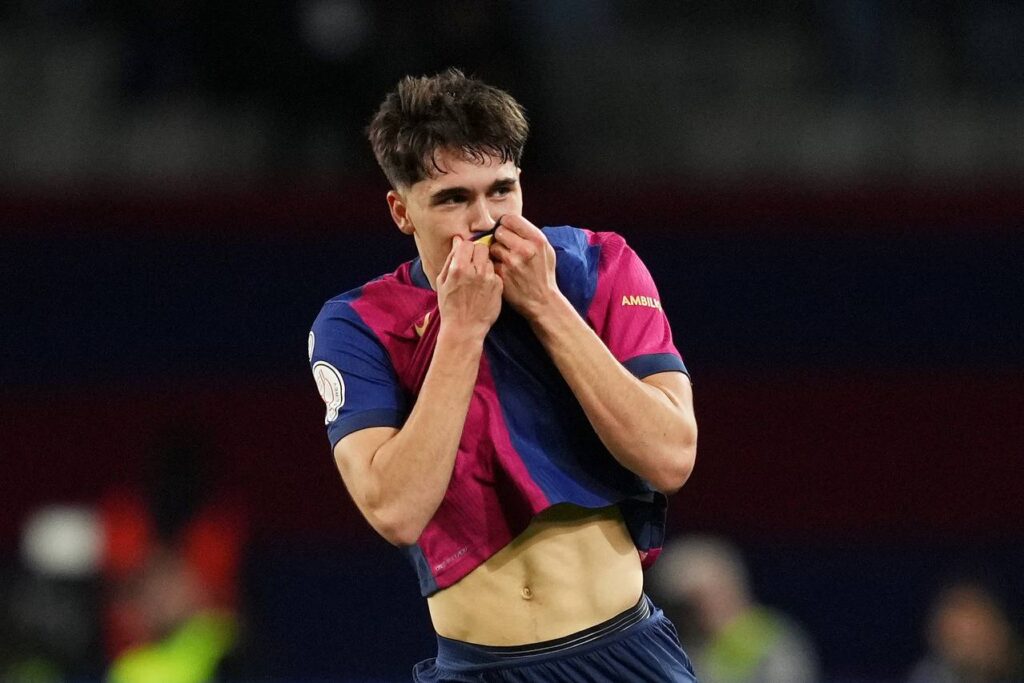 فيفا العرب |الاتحاد الإسباني يُجيب.. لماذا استغرق الحكم وقتًا طويلًا في مراجعة هدف كوبارسي أمام أتلتيكو؟