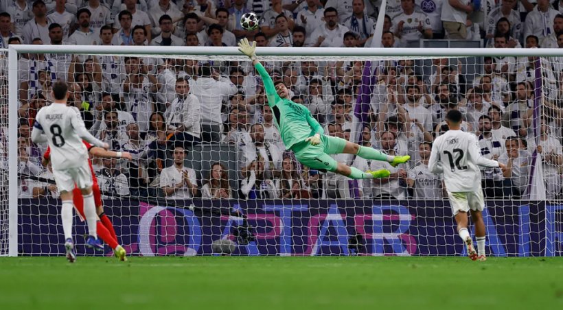 فيفا العرب |التعادل قد يضعنا أمام مانشستر سيتي، وهذا هو سر تصدياتي