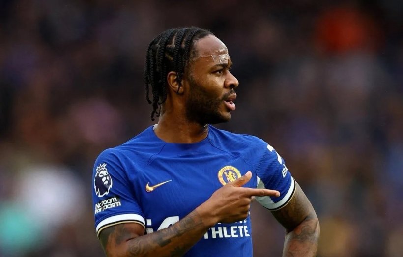 فيفا العرب |فينورد يُفاجئ الجميع بضم رحيم سترلينج