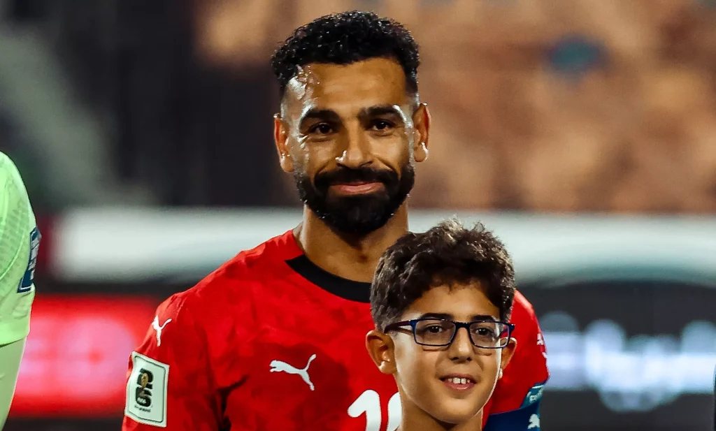 فيفا العرب |ليس هو.. محمد صلاح يختار أشهر شخصية في مصر