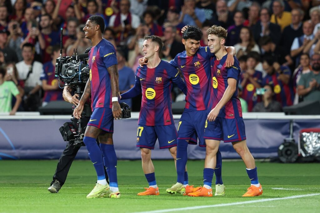 فيفا العرب |مانشستر يونايتد يستهدف لاعب برشلونة في الصيف المقبل