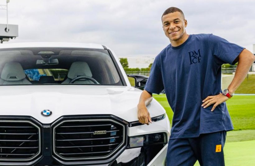 فيفا العرب |مبابي يشعل الأجواء في مدرسة لتعليم القيادة في مدريد