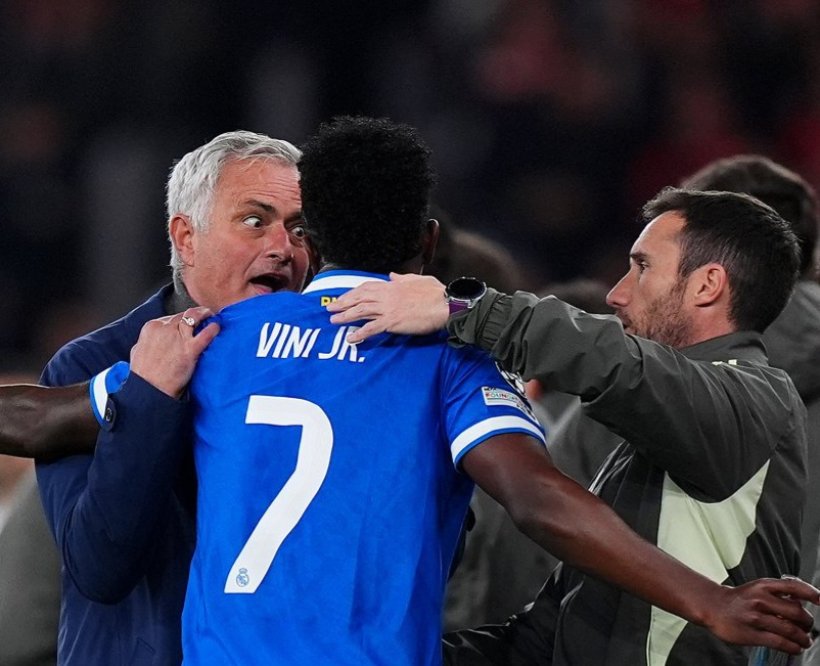 فيفا العرب |مورينيو يتعرض لانتقادات بسبب تصريحاته المثيرة للجدل بشأن قضية فينيسيوس