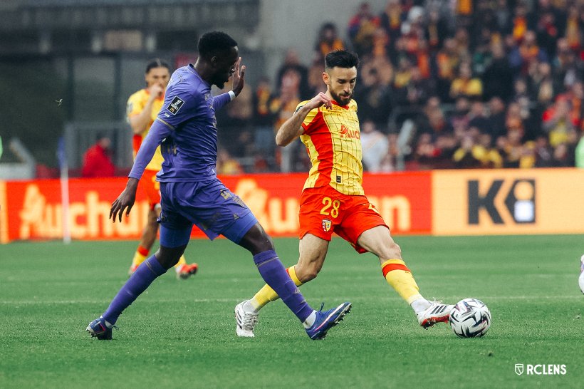 فيفا العرب |موناكو يحقق فوزاً دراماتيكياً على لينس 3-2 في الدوري الفرنسي