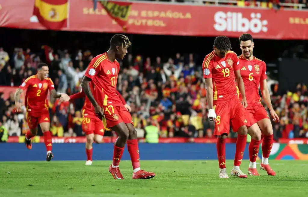 فيفا العرب |نجم منتخب إسبانيا يشعل الصراع بين أرسنال وبرشلونة