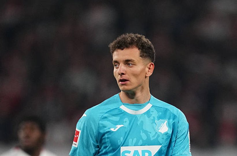 فيفا العرب |أصلاني يلمح من جديد إلى برشلونة ويثير التكهنات حول مستقبله