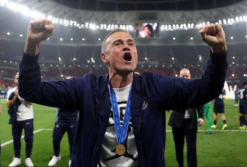 فيفا العرب |إنريكي يفضل باريس سان جيرمان على مانشستر يونايتد