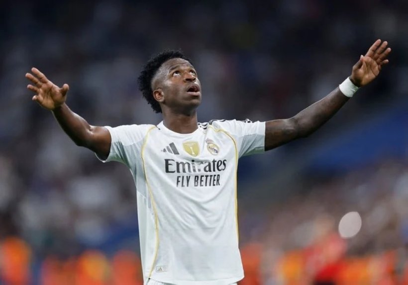 فيفا العرب |الدوري السعودي يواصل مساعيه للتعاقد مع فينيسيوس