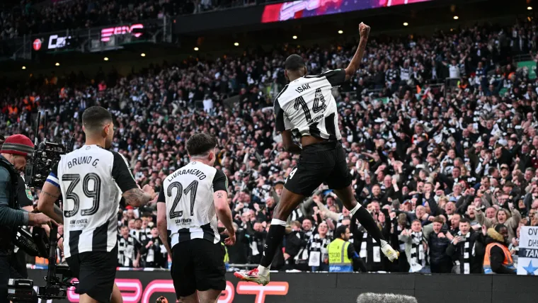 فيفا العرب |الفائزون بكأس كاراباو: قائمة أبطال كأس الدوري على الإطلاق، والأندية الأكثر نجاحًا في التاريخ