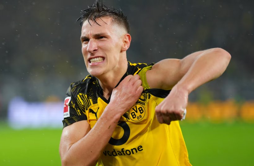 فيفا العرب |الكشف عن بند في عقد شلوتربيك الجديد مع دورتموند