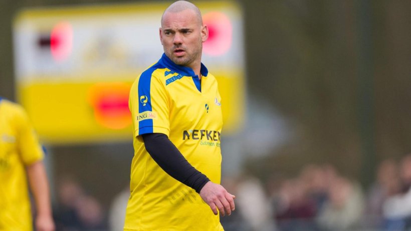 فيفا العرب |النجم الهولندي يبدأ مغامرة جديدة