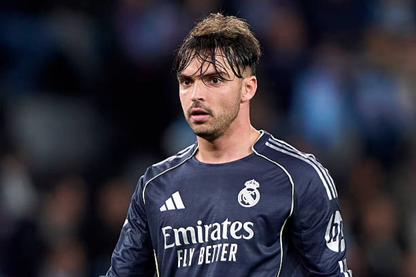 فيفا العرب |اهتمام إنجليزي بالتعاقد مع مدافع ريال مدريد