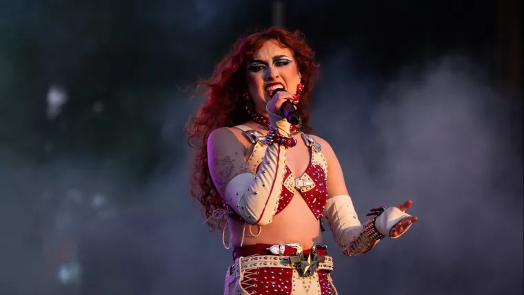 فيفا العرب |حارس أمن تشابيل روان متهم بجعل ابنة نجم كرة القدم جورجينيو تبكي