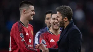 فيفا العرب |حيث يمكنك مشاهدة البث المباشر لمباراة مانشستر يونايتد وكريستال بالاس، القناة التلفزيونية، وقت بدء مباراة الدوري الإنجليزي الممتاز