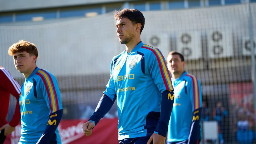 فيفا العرب |زوبيمندي ينسحب من معسكر منتخب إسبانيا قبل مباراة مصر