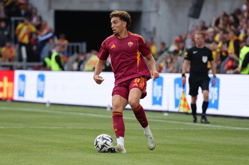 فيفا العرب |سطو مسلح على منزل اللاعب المغربي نيل العيناوي في روما