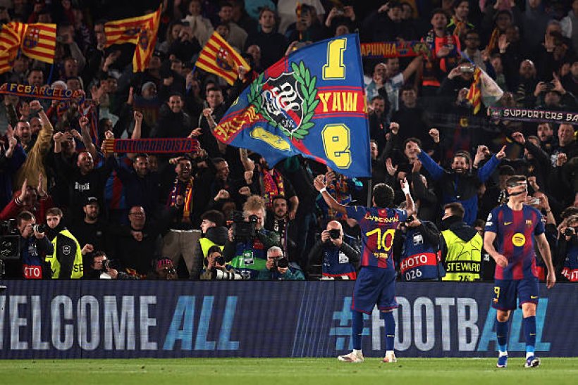 فيفا العرب |شكاوى من جماهير برشلونة بسبب صعوبة رؤية الهدف في الكامب نو