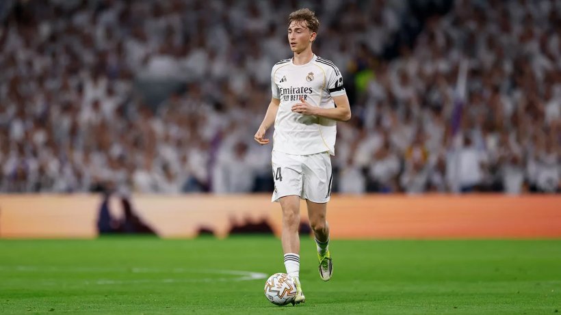 فيفا العرب |هويسين: “فالفيردي لا يستحق البطاقة الحمراء وهذا ما حدث معنا”