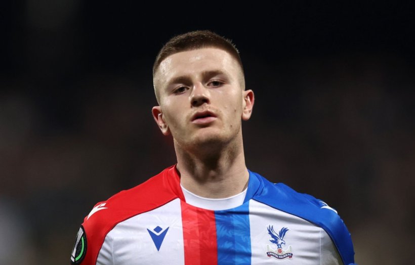 كشافة ريال مدريد تراقب آدم وارتون