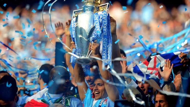 فيفا العرب |لحظات SN 140: رقم 45: سيرجيو أجويرو يجلب كأس الدوري الإنجليزي الممتاز لمانشستر سيتي بهدف في الوقت الإضافي