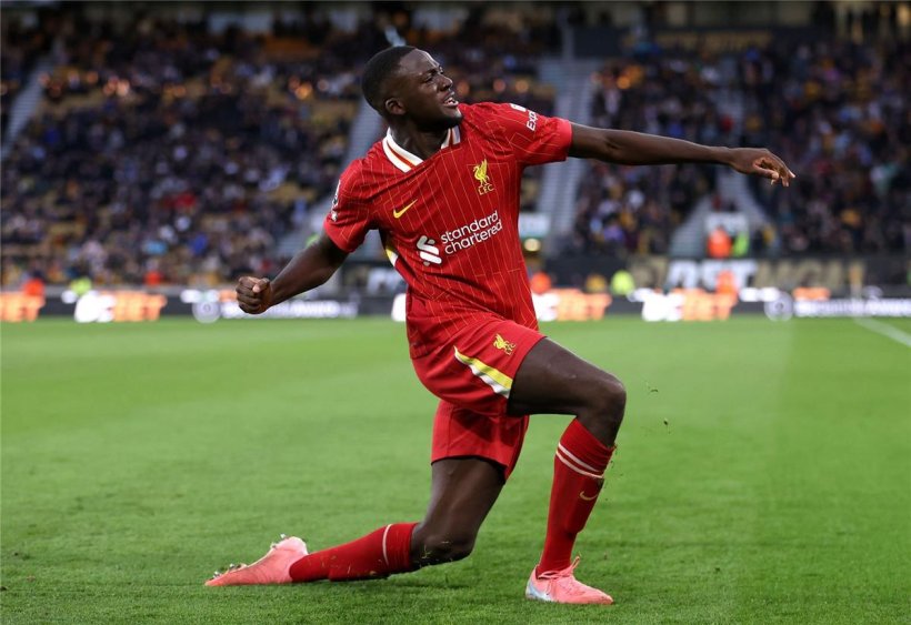 فيفا العرب |ليفربول يغري كوناتي بإقناعه بتجديد عقده