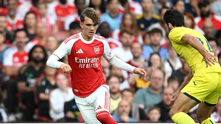 فيفا العرب |من هو أصغر هداف في الدوري الإنجليزي؟ ماكس دومان يحقق رقمًا قياسيًا جديدًا في الدوري الإنجليزي على الإطلاق مع أرسنال