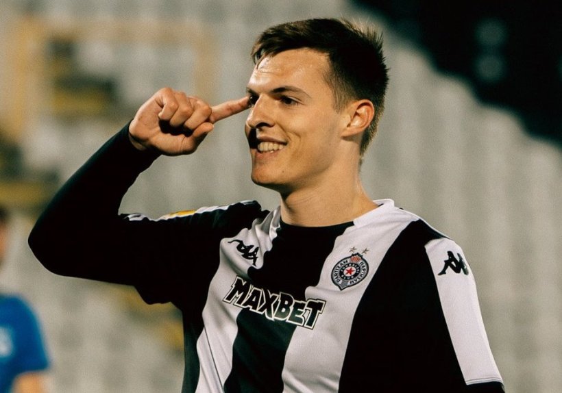 فيفا العرب |ميلان يؤمن التعاقد مع الموهبة الصربية كوستيتش رغم المنافسة