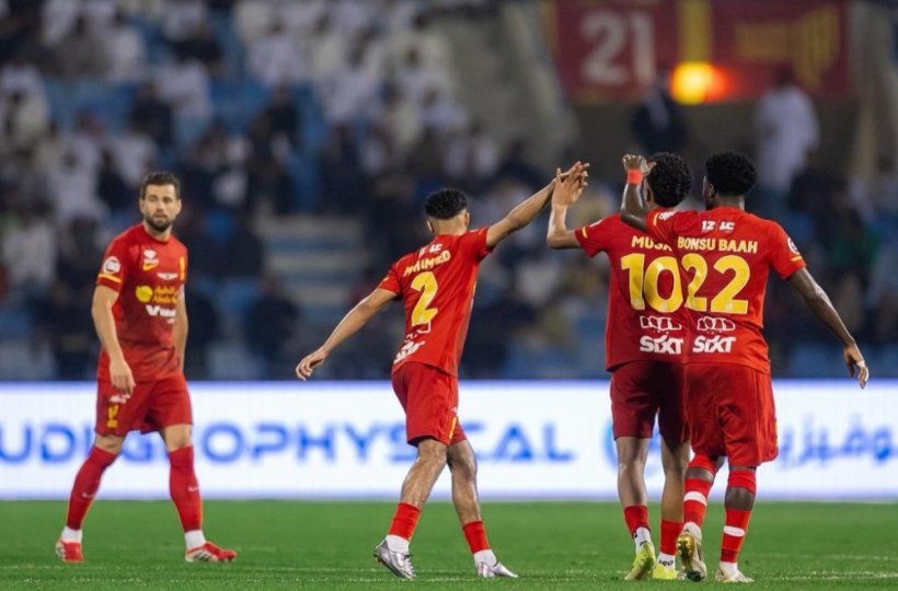 فيفا العرب |ميلان يستهدف هداف القادسية ويعيد تقييم استراتيجياته الهجومية