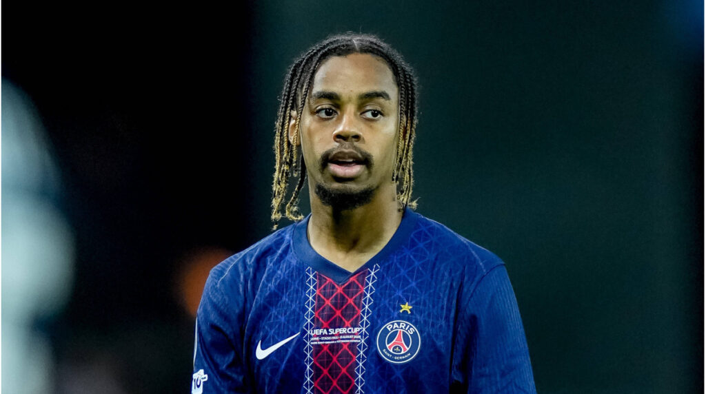 فيفا العرب |نقل الأخبار مباشرة: انضم مانشستر يونايتد إلى سباق برادلي باركولا بينما يستكشف ريال مدريد ساندرو تونالي