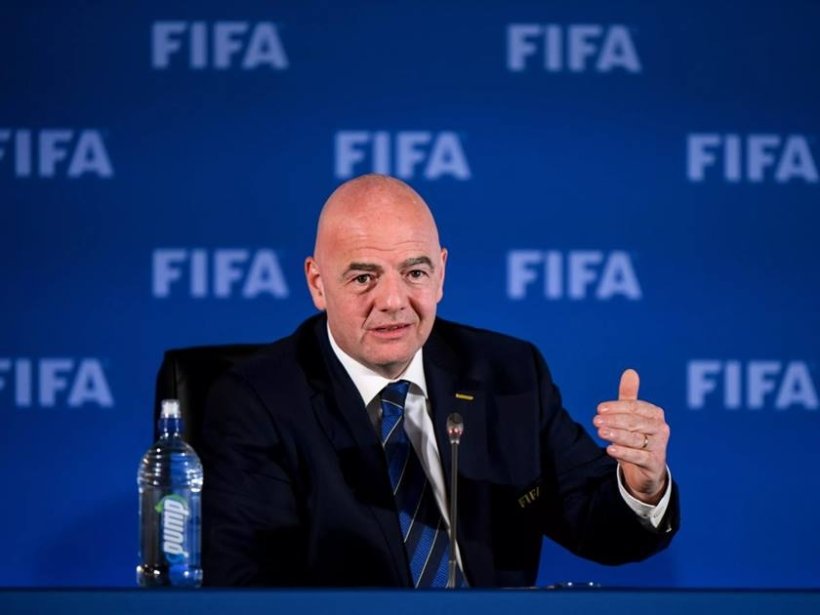 إنفانتينو يهنئ العراق بتأهله لكأس العالم