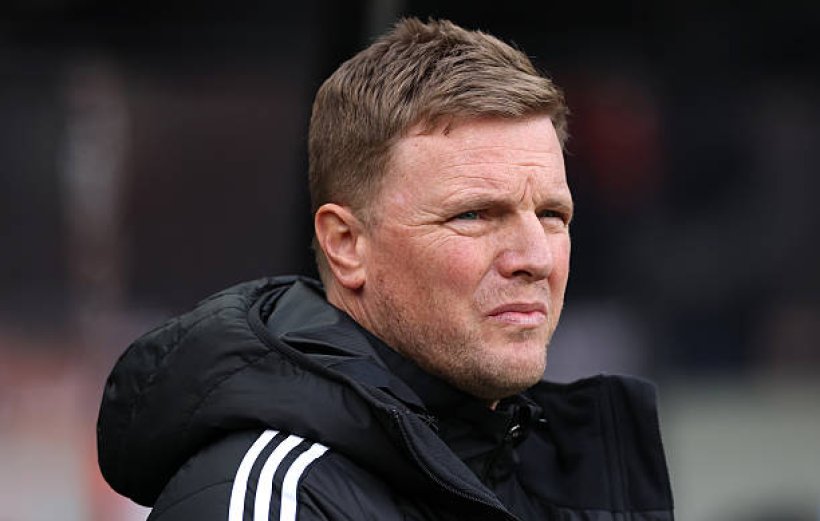 نادي نيوكاسل يكشف عن موقفه من مستقبل إيدي هاو مع الفريق